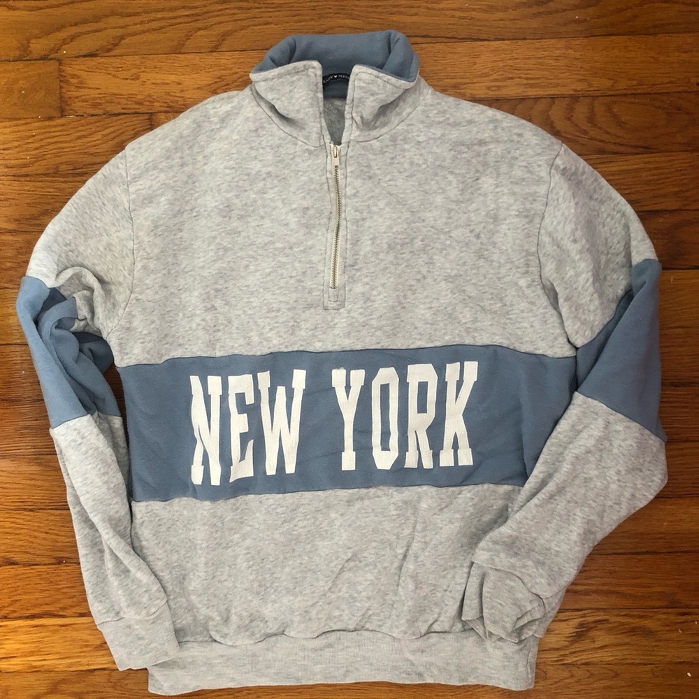 Brandy Melville New York Quarter Zip
